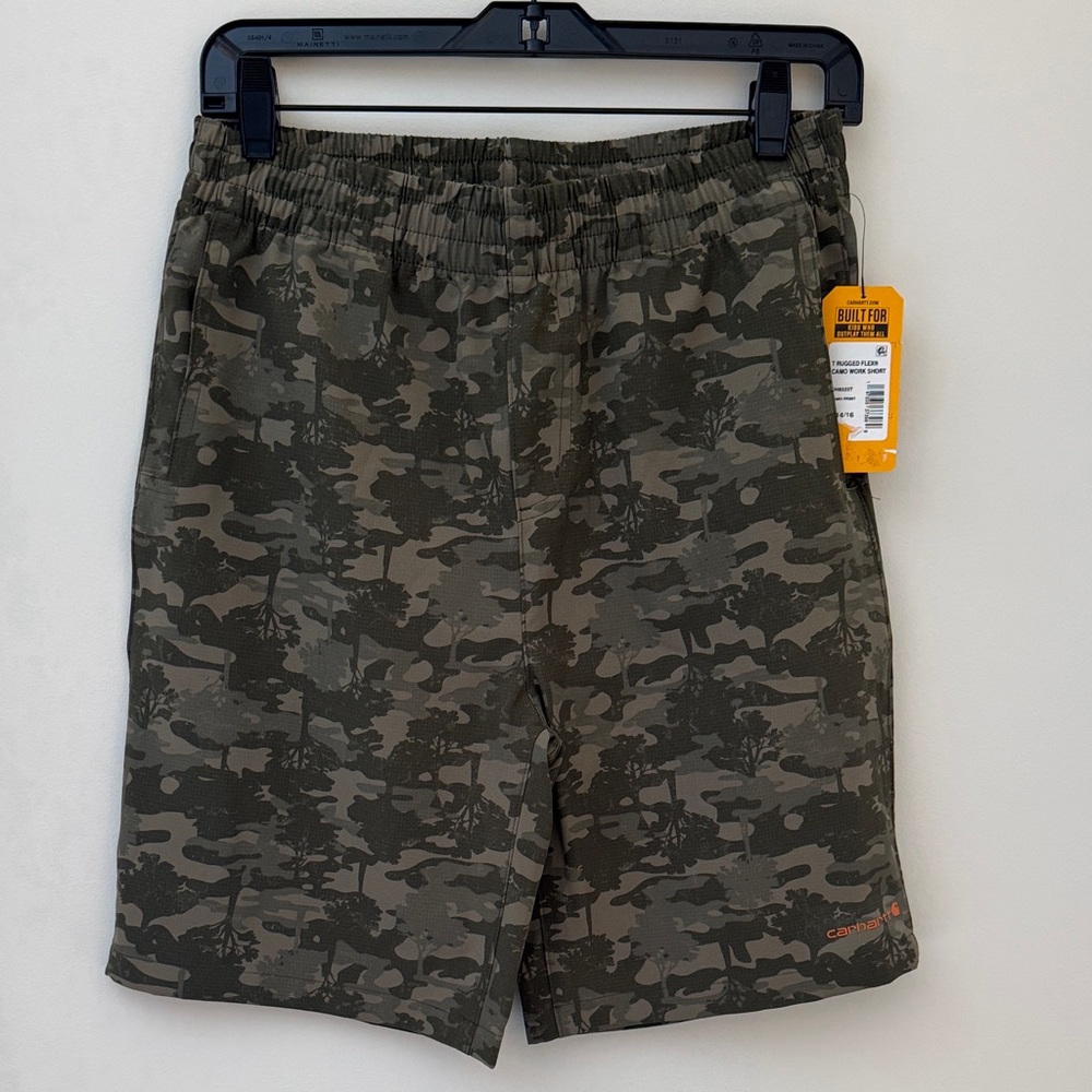 Carhartt Youth boys shorts - Camo - size large 14/16